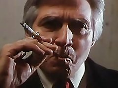 Nu mama mea este meu proxenet - un cadou pentru cei fără adăpost