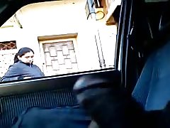 Fulger primul privire lateral şi apoi vedea fata