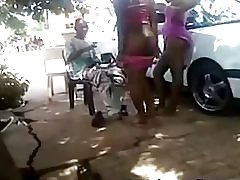 Buna dracului-putaria în stradă